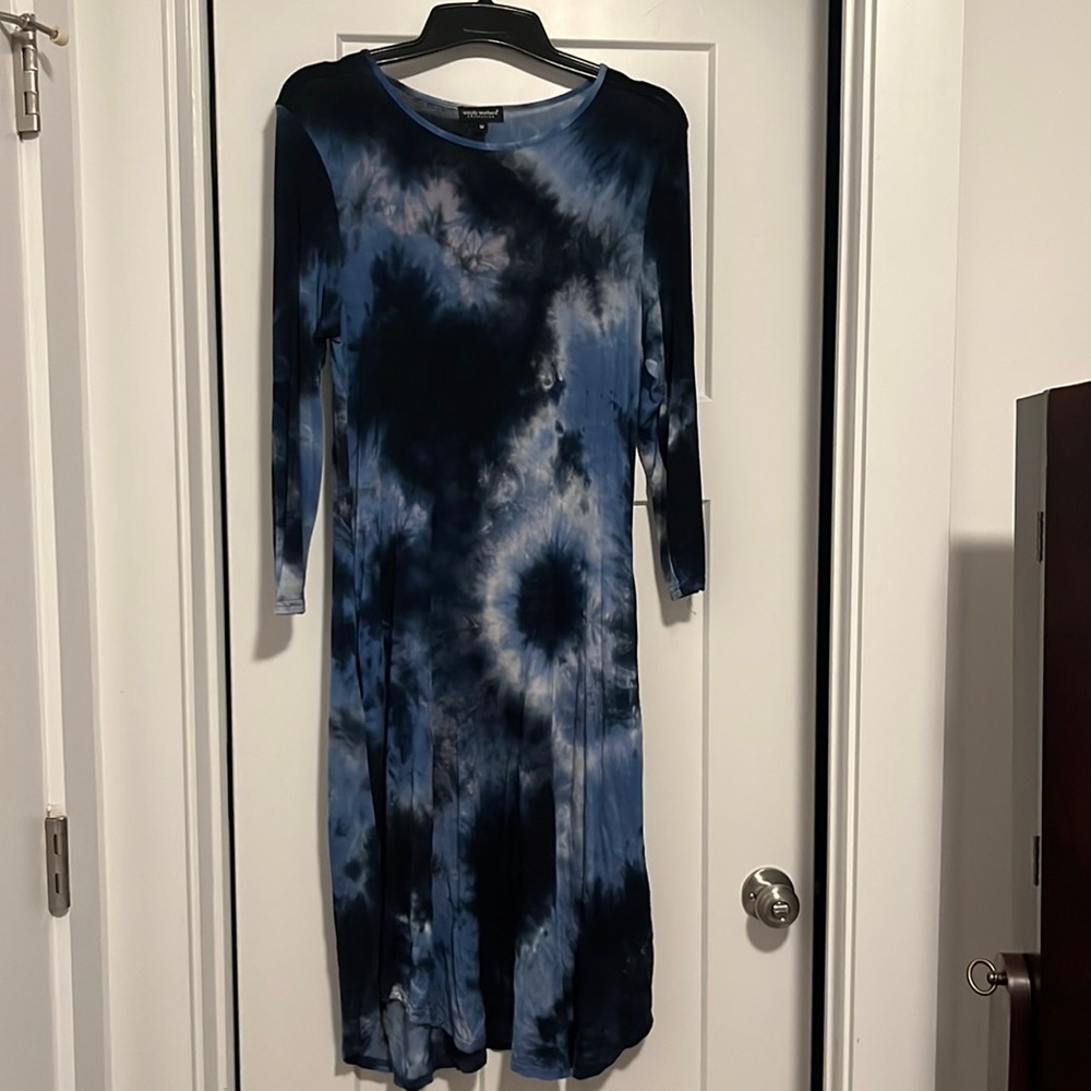 Blue tye-die simply southern dress.